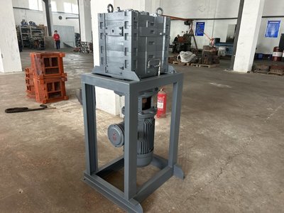 丹瑞機(jī)械設(shè)備研發(fā) 創(chuàng)新驅(qū)動(dòng)，智造未來(lái)